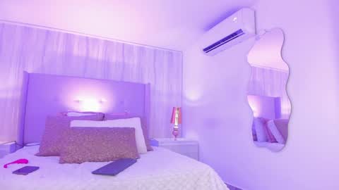 . Cleo Jhonson . online show from January 23, 5:02 am