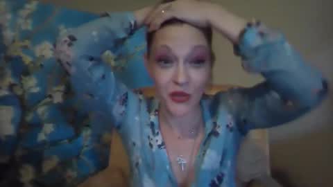 Cleo online show from March 6, 8:04 pm