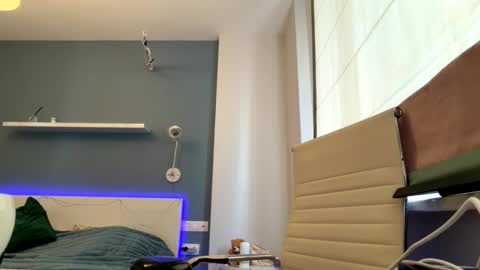 Lina online show from January 16, 10:11 am