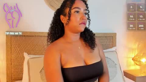 cloe_25 online show from October 9, 2:48 am