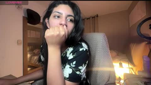 cloe small online show from September 10, 7:41 am