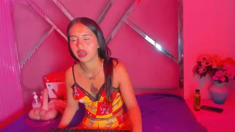 CloeMorenti  online show from November 22, 4:31 pm