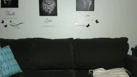 CocosCreamy online show from October 1, 1:16 pm