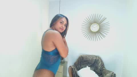 Colette Harris online show from October 5, 4:39 am