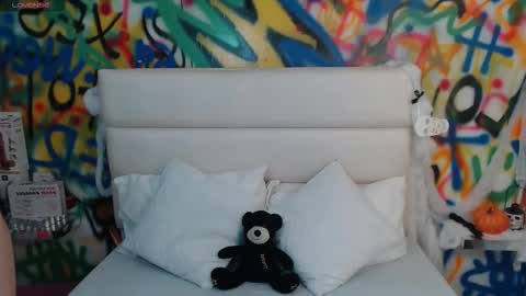 valentina online show from October 15, 12:52 pm