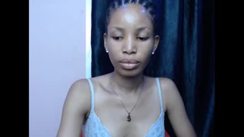 coltish_sexy online show from February 19, 8:33 am