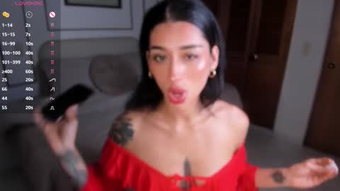 Snapshot of connie_deep chatting on October 22, 9:47 am connie online show from October 22, 9:47 am
