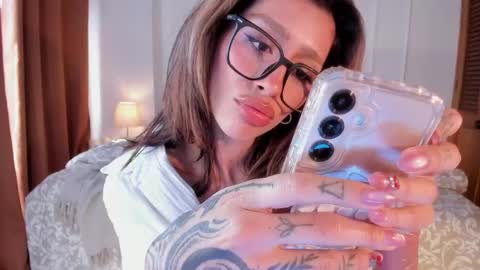 connie    online show from April 14, 1:33 pm