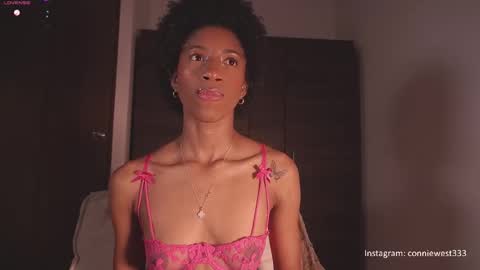   independent model online show from October 31, 12:12 am