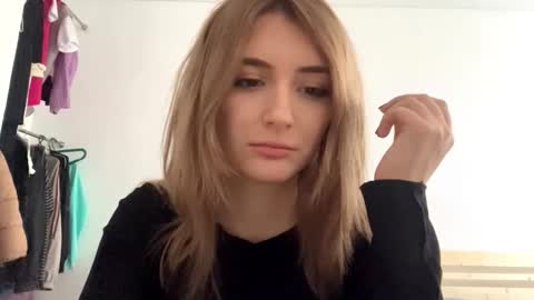 Amelia online show from February 22, 12:39 pm