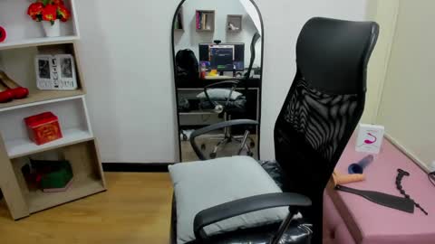 Constans online show from February 19, 9:03 pm