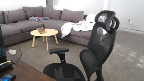 controllercutie online show from January 15, 1:39 pm