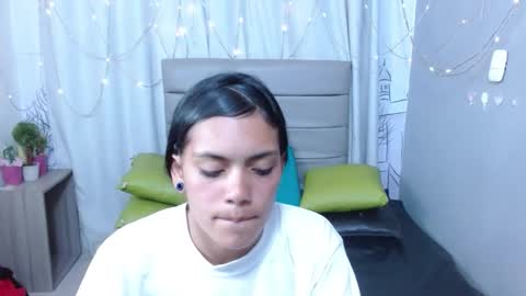 lorena online show from February 23, 9:03 pm