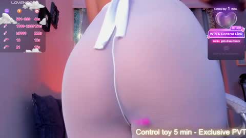 Coral Stefani online show from February 14, 5:51 am