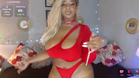 CORINNDUPONT online show from March 2, 3:39 am