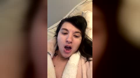 courtneysinclair43 online show from March 25, 4:54 pm