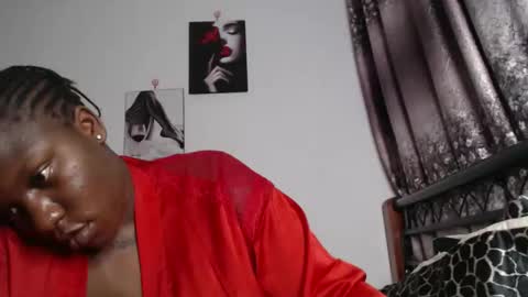 Erykah online show from November 19, 8:09 pm