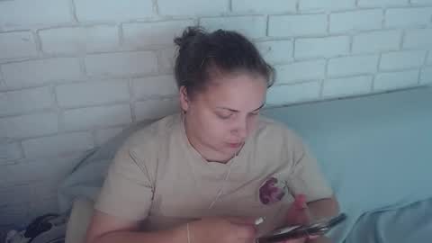 Crazyy Girl  online show from September 18, 4:05 pm