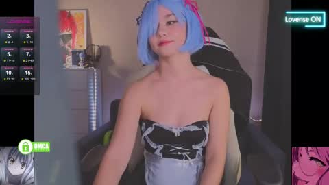 Snapshot of creammeow chatting on October 23, 4:18 am Alina online show from October 23, 4:18 am
