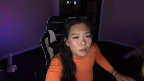 Creamy Asian online show from December 3, 3:07 am