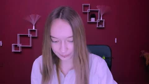 evaaaaaa 3 online show from April 24, 5:05 pm