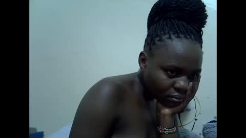 Snapshot of creamyypussyy chatting on October 11, 12:59 am creamyypussyy online show from October 11, 12:59 am