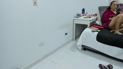 Cristal online show from November 2, 9:51 pm