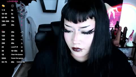 Cris online show from September 10, 8:09 pm