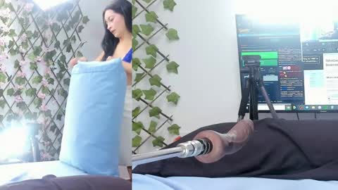 Snapshot of cristal_thompson_ chatting on September 18, 11:53 am cristal_thompson_ online show from September 18, 11:53 am