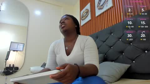 cristale69 online show from October 7, 2:49 am