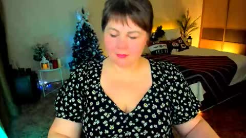 Anna online show from December 15, 9:09 pm