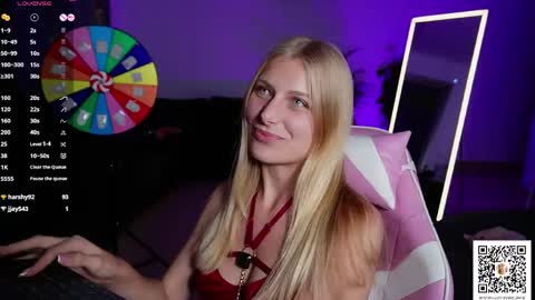 Crystal online show from April 15, 7:58 pm