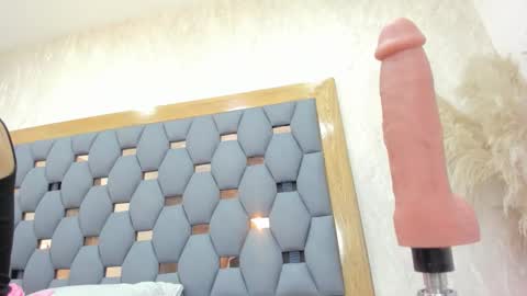 crystal_sm online show from December 21, 3:22 am