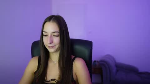 Crystalbrunette18 online show from July 13, 1:12 pm