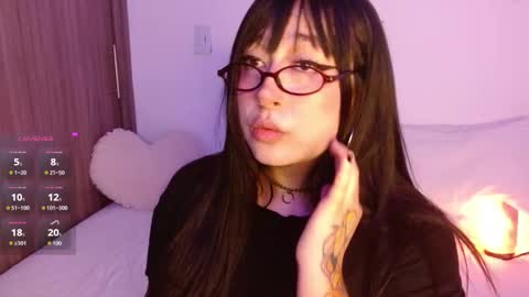 Olivia  online show from December 2, 11:51 pm