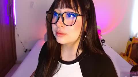 Olivia  online show from March 28, 1:21 pm