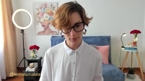 Leonela online show from October 5, 3:50 pm