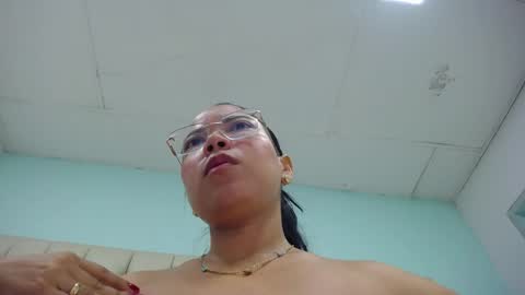 Cumontitsxxx online show from April 16, 12:27 pm