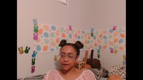 Nia Reese online show from March 28, 3:28 am