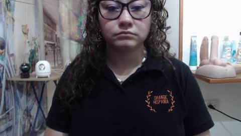 Vannesa online show from March 3, 5:19 pm