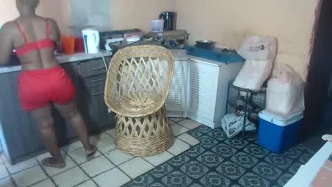 curvypear76x online show from January 9, 1:35 pm