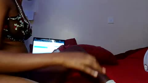 Zozo online show from June 24, 4:06 pm