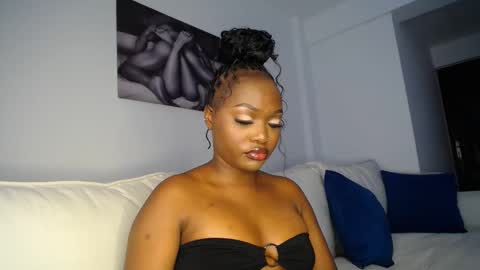 Liya online show from March 3, 1:15 pm