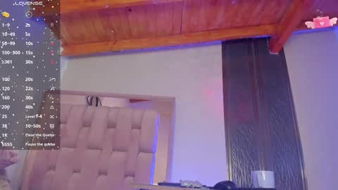 Stacy online show from March 26, 7:48 pm