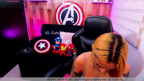    Independent Model online show from February 1, 11:06 pm