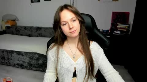 Emily online show from April 15, 4:07 pm