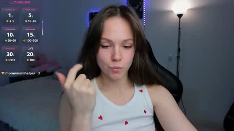 Emily online show from October 19, 1:02 pm