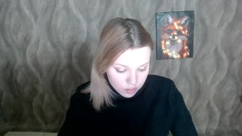 Mia online show from January 2, 10:16 am