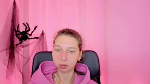 Elli online show from November 13, 11:31 am