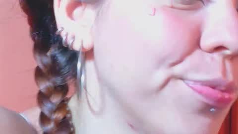 cuteflame_ online show from June 4, 11:09 pm